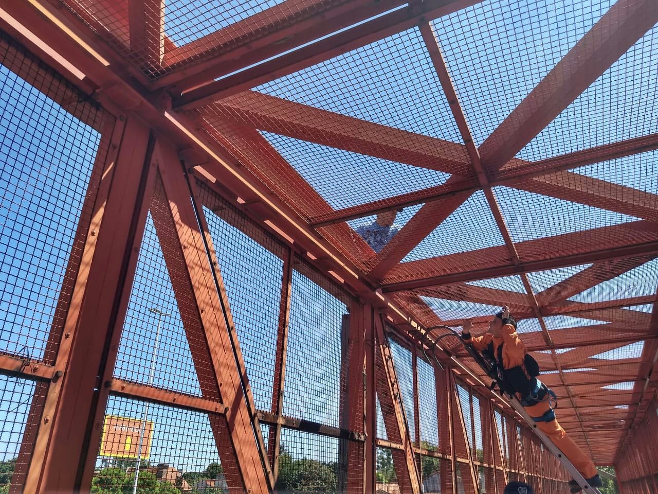  Rescate en el puente peatonal de Av. General Paz