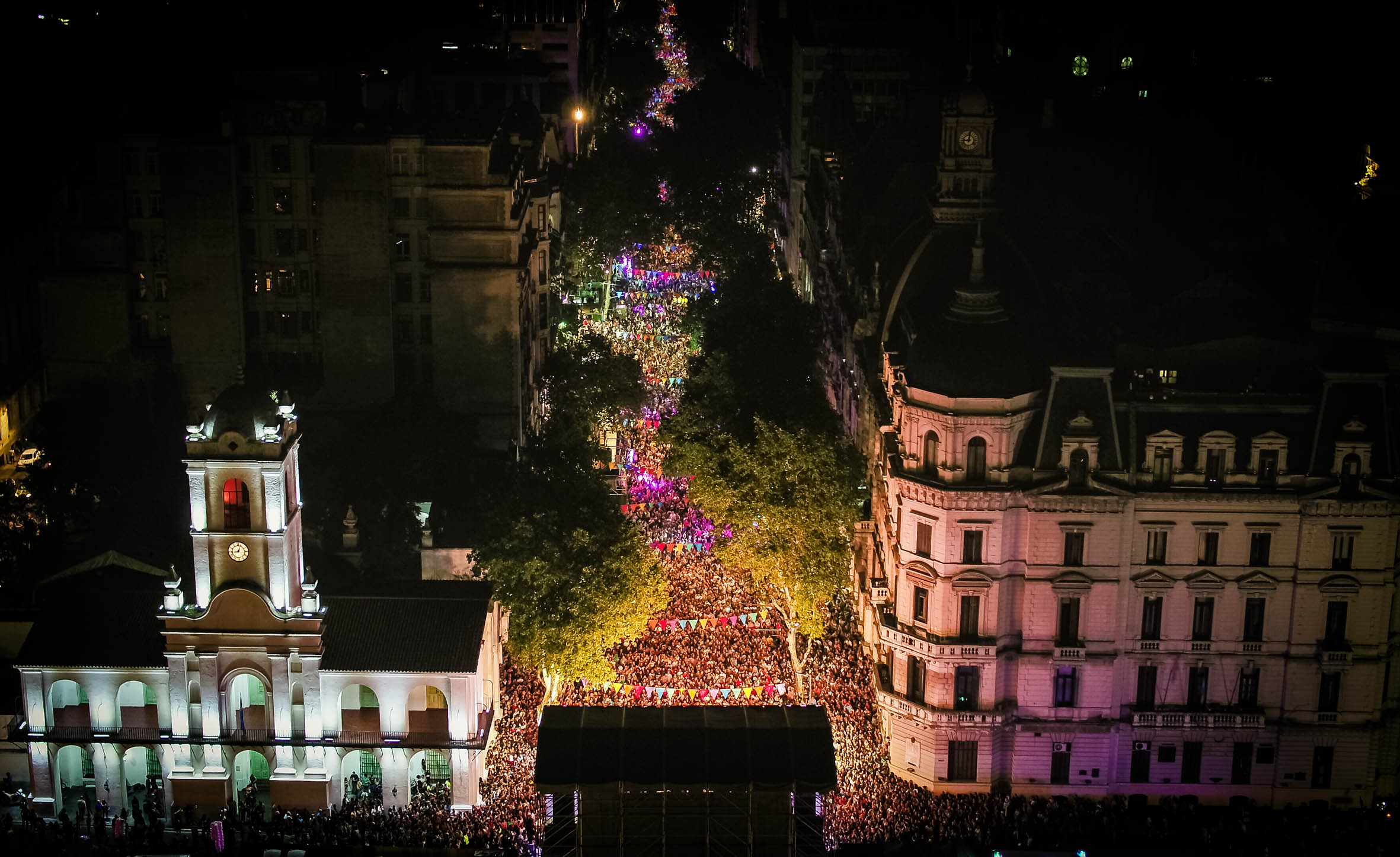Terminó el Carnaval, pero la fiesta de Av. de Mayo quedó en la historia