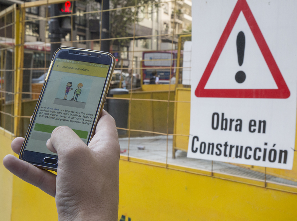 Los vecinos ya pueden controlar las obras en veredas desde su teléfono celular