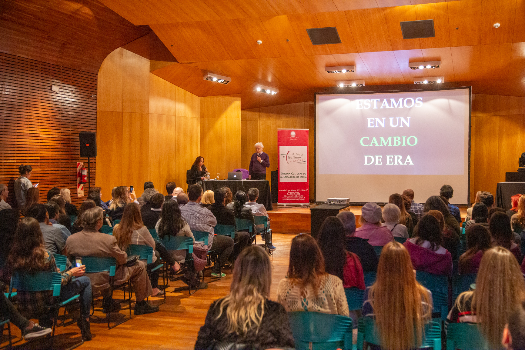 «La tecnología funciona y el diseño nos cuenta una historia»
