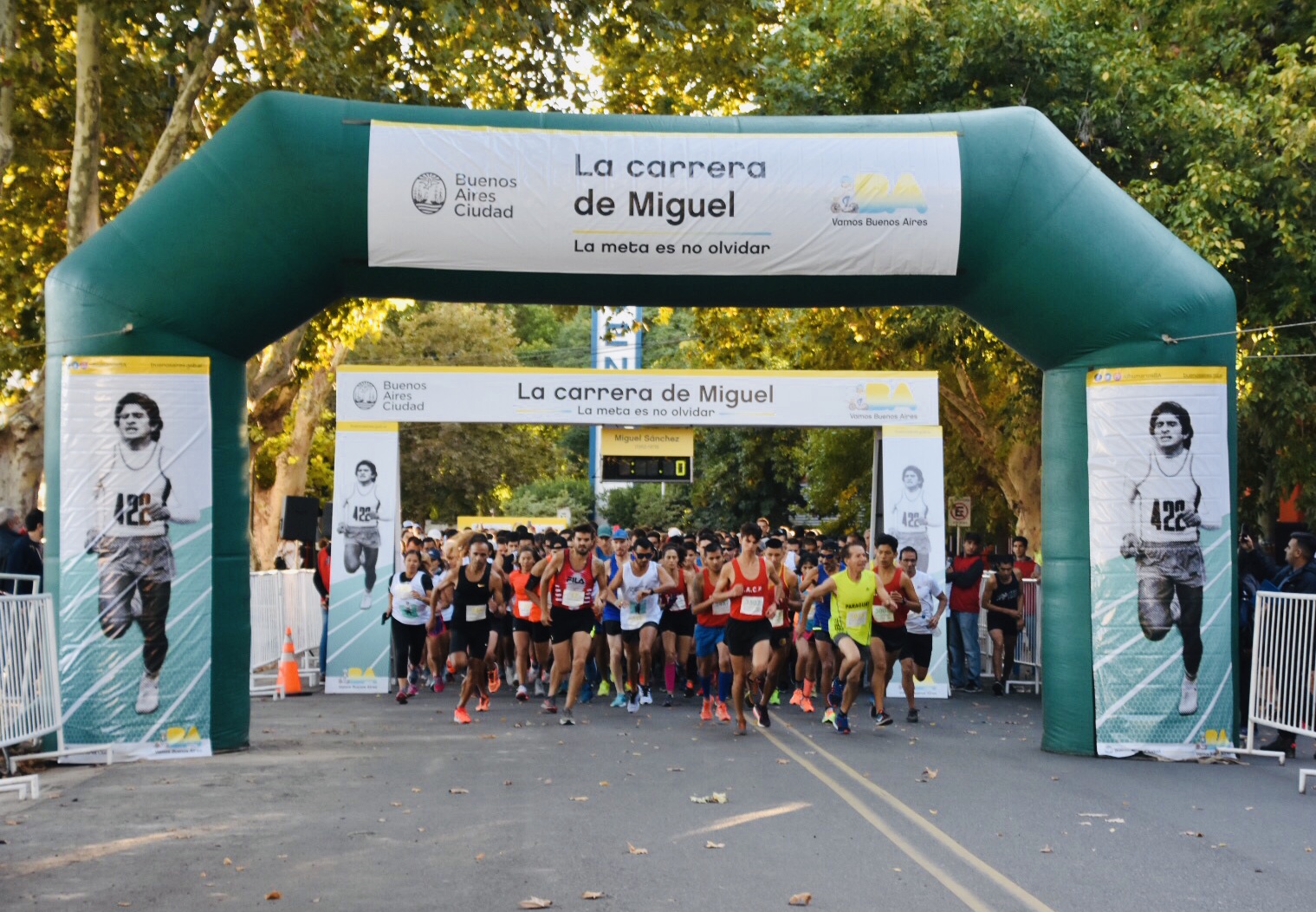 Con cupos agotados, el domingo 24 se corrió una nueva Carrera de Miguel en Núñez