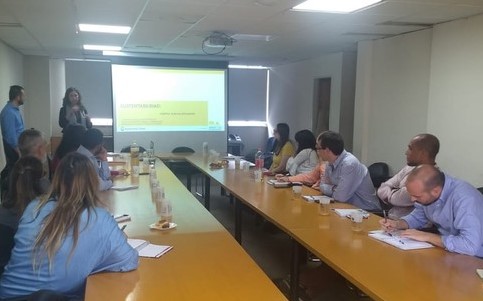 Taller de Compras Sustentables para referentes del Ministerio de Educación de la Ciudad de Buenos Aires. 