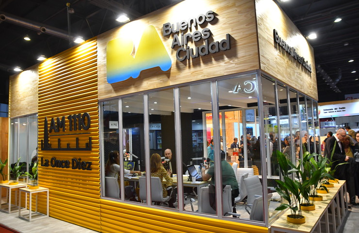 Presentamos la programación 2019 en la Feria del Libro