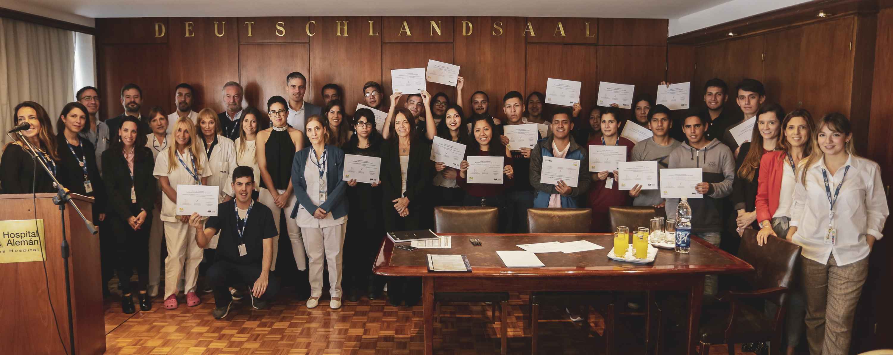 40 jóvenes finalizaron sus prácticas en el Hospital Alemán