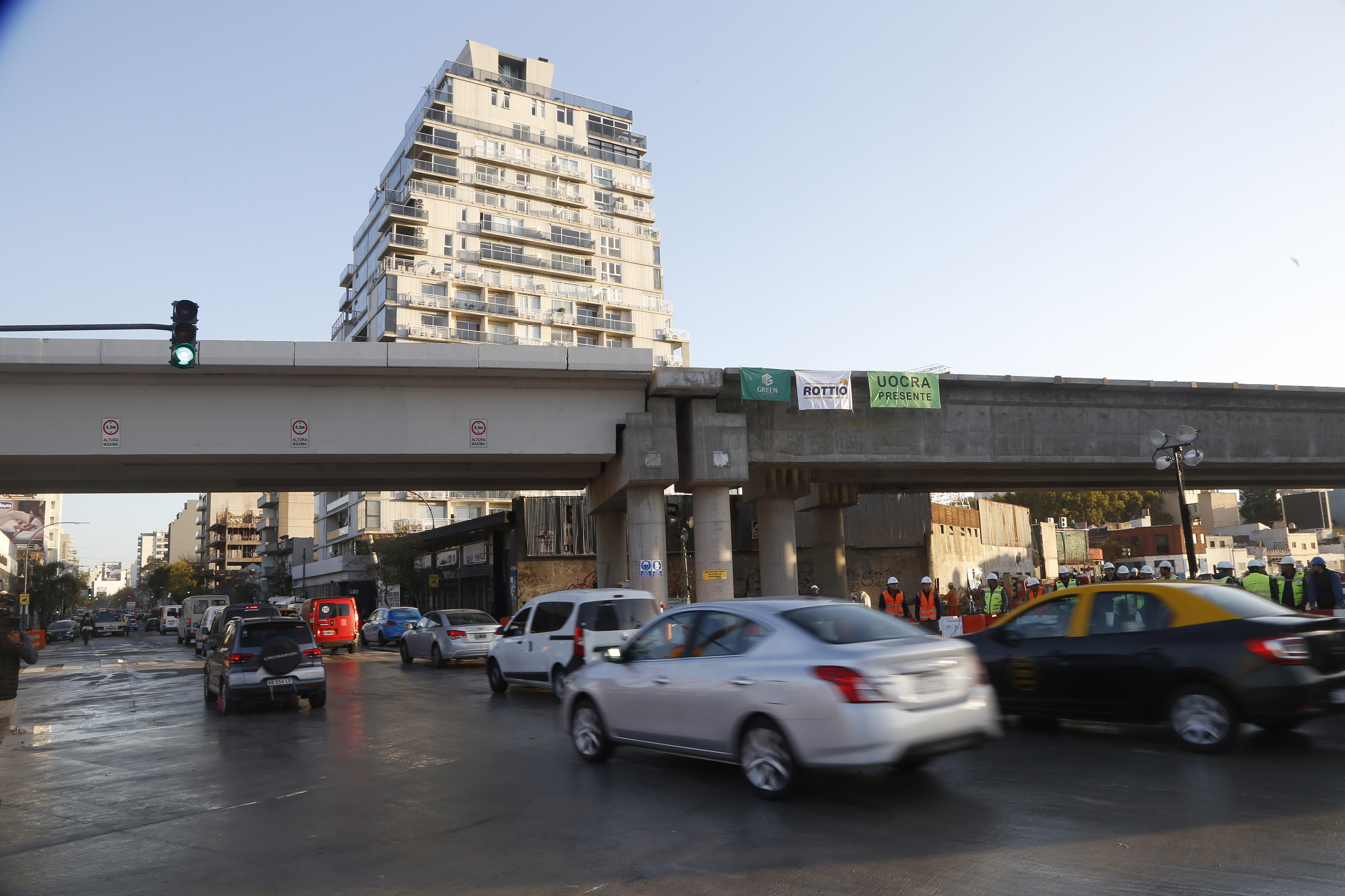 Viaducto San Martín: reabrió sin barreras la avenida Córdoba