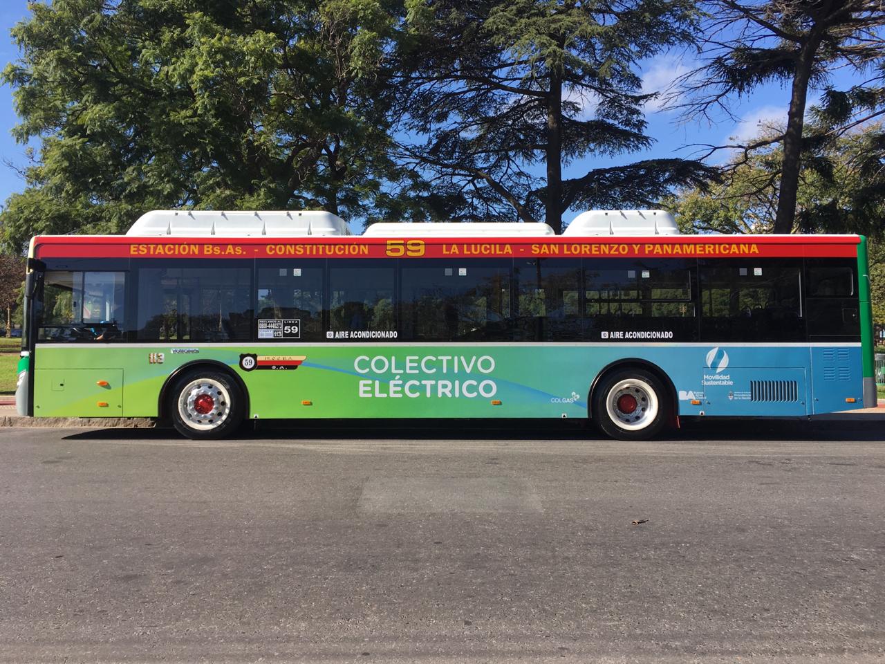 Circulan los primeros colectivos eléctricos en la Ciudad 