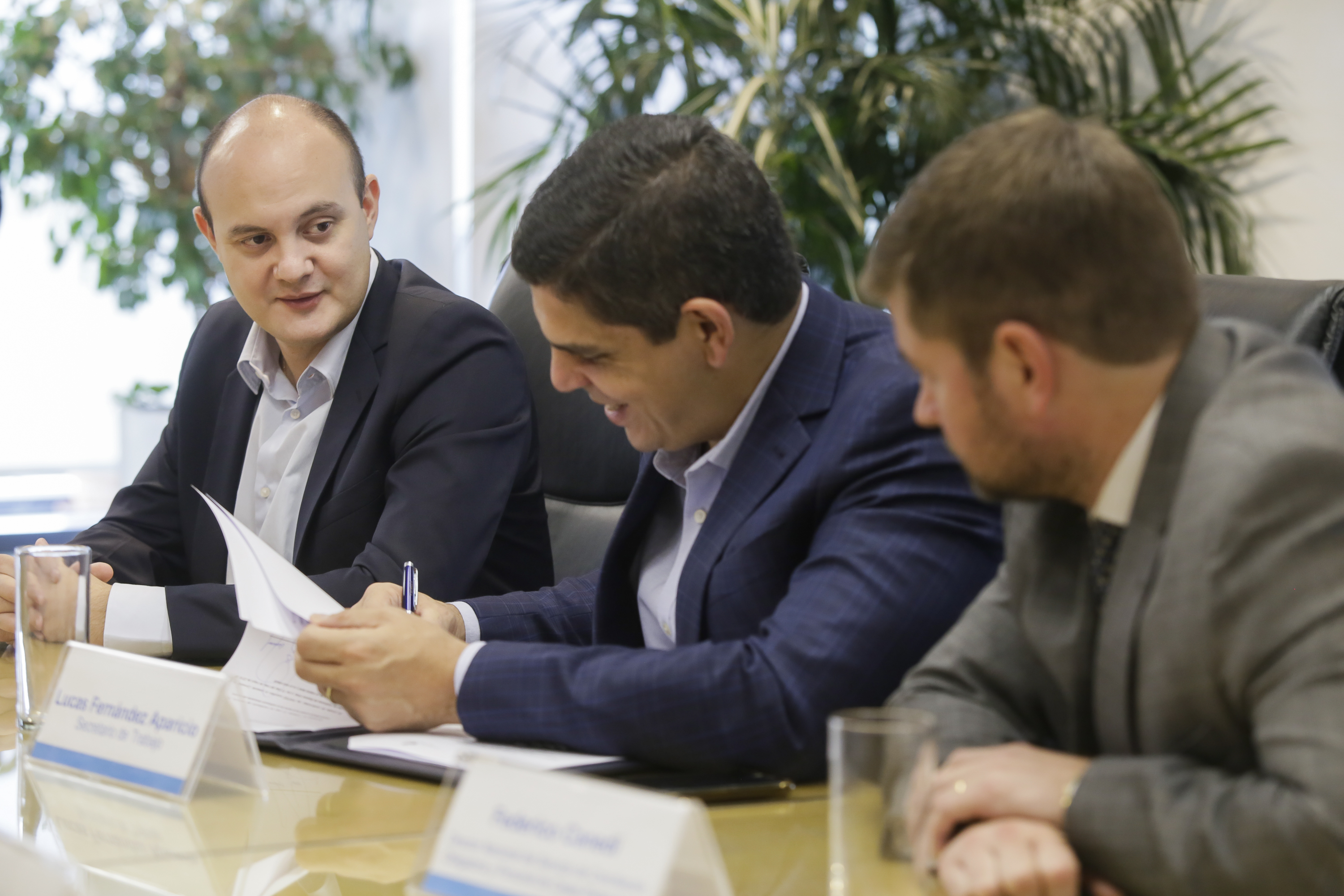 Acuerdo entre Nación y Ciudad para brindar asesoramiento gratuito para los trabajadores