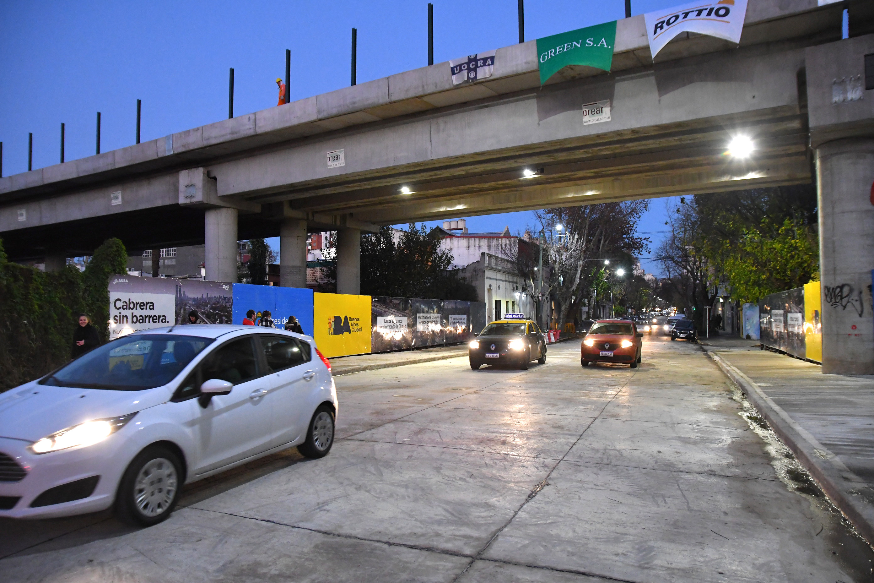 La reapertura al tránsito la calle Cabrera, desde un drone