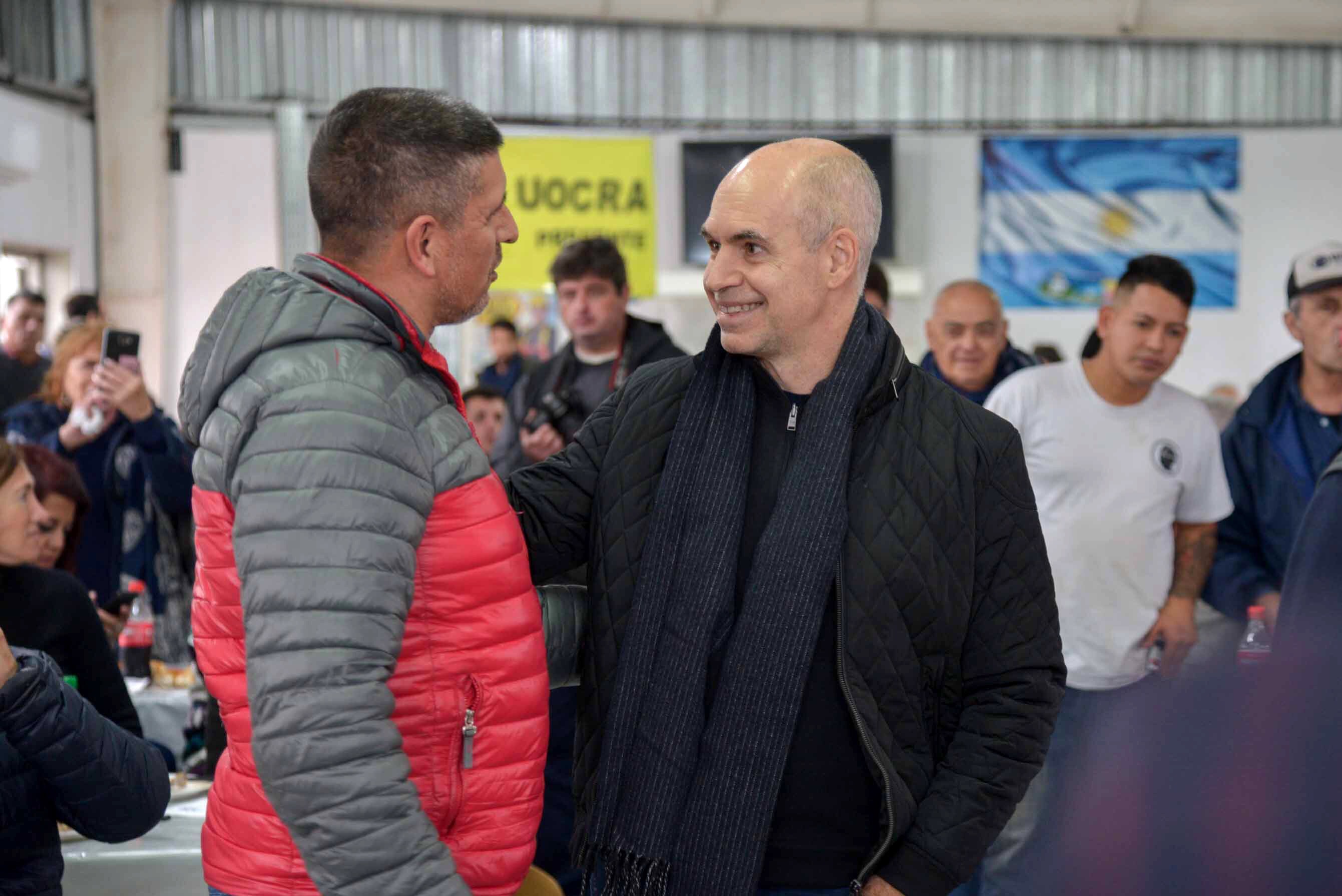 Rodríguez Larreta compartió un asado con los obreros del túnel del Arroyo Vega