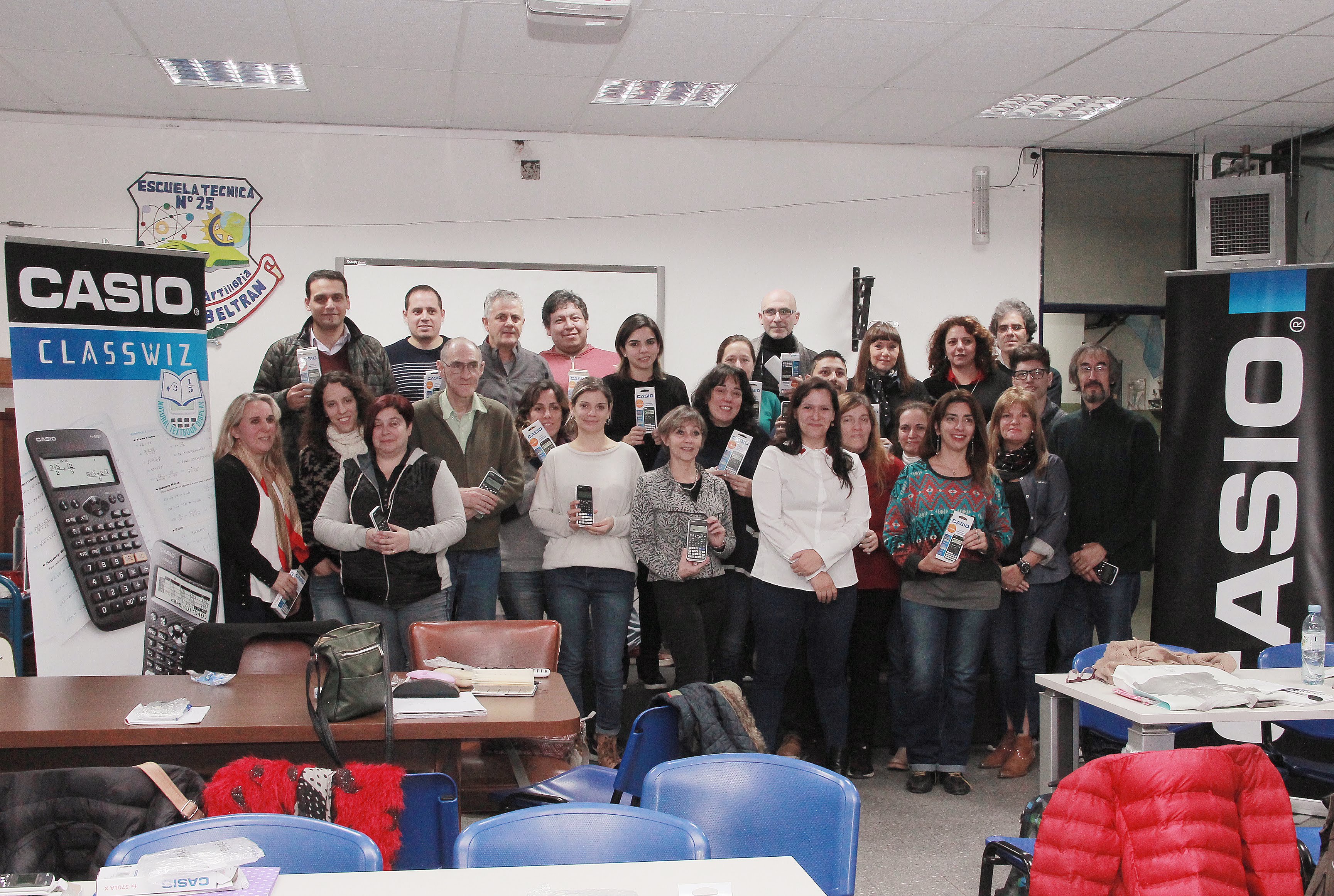 El Ministerio de Educación e Innovación de la Ciudad de Buenos Aires a través de la empresa CASIO capacitó a los/as profesores/as de nuestras escuelas técnicas