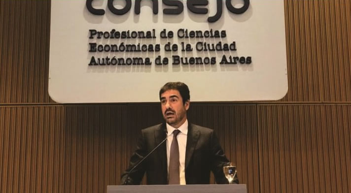 Ballota disertó en el Consejo Profesional de Ciencias Económicas  de la Ciudad 