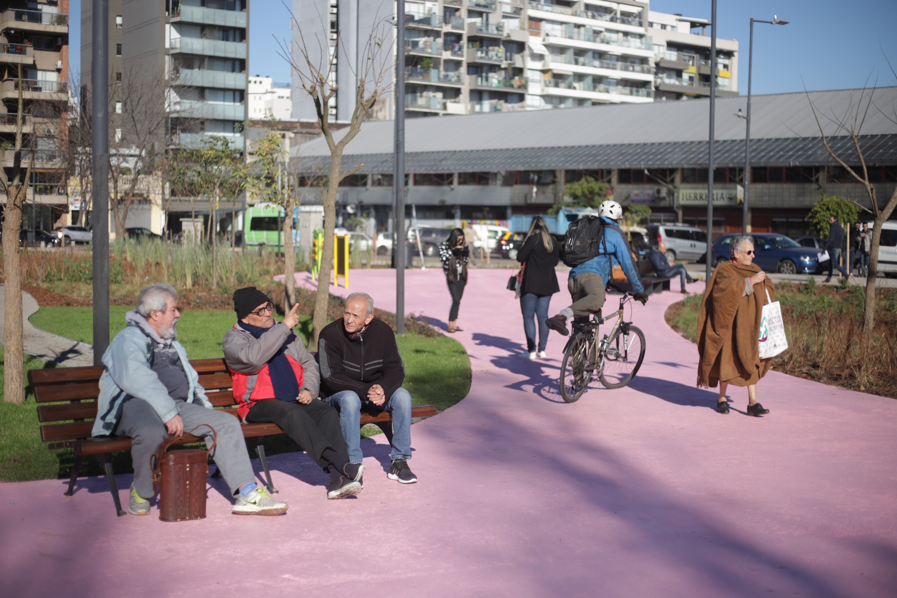 Con la nueva Plaza Clemente los vecinos de Colegiales ganaron más espacio verde