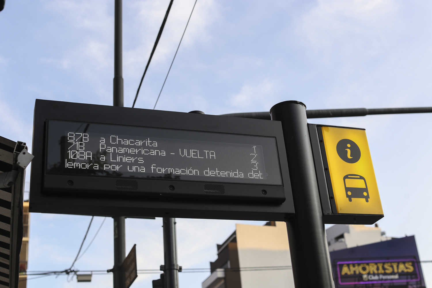 Movilidad inteligente: finalizó la instalación de puntos informativos de movilidad con predictivo