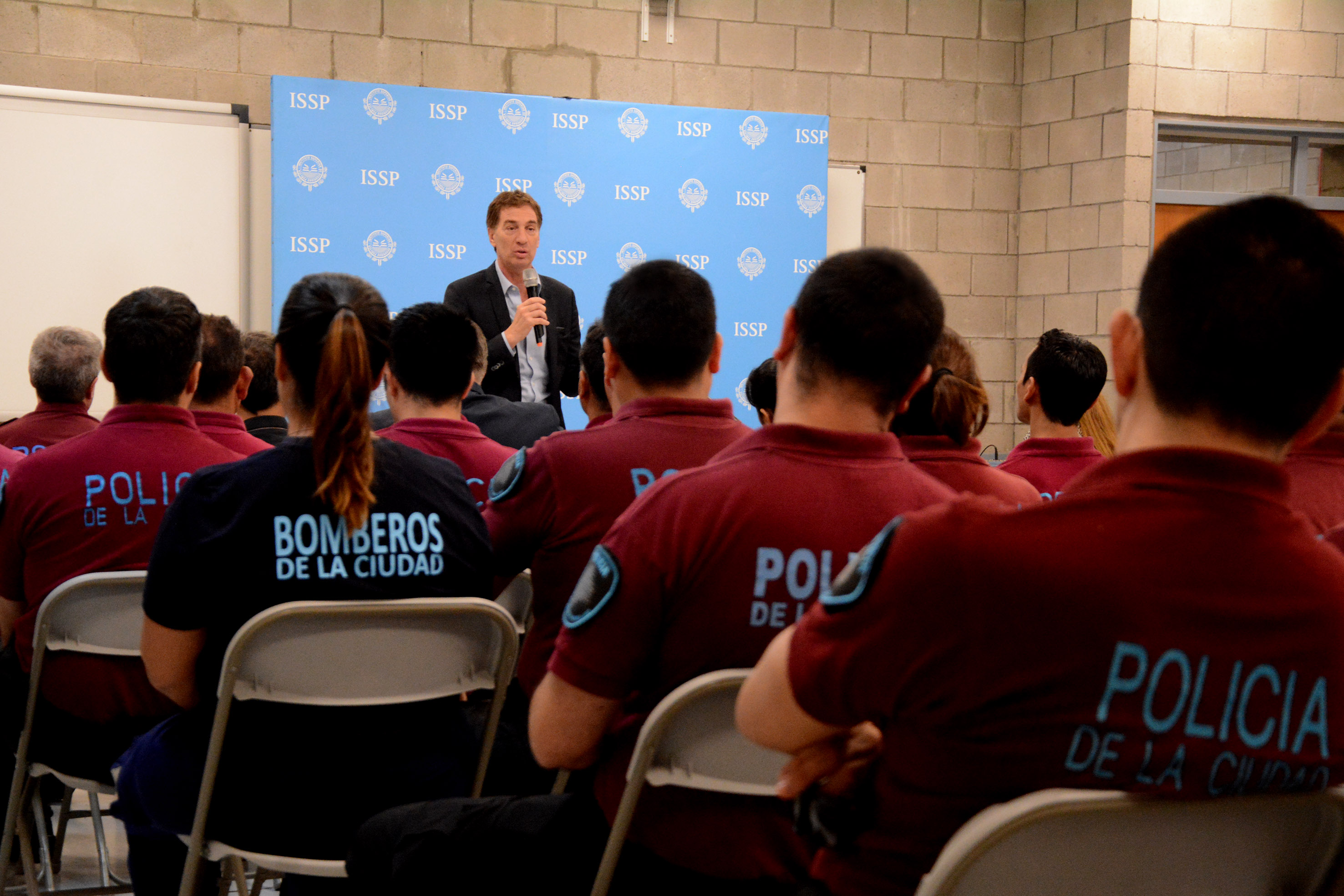 Presentación de los primeros participantes del Programa de Formación de Alto Potencial de la Policía de la Ciudad 