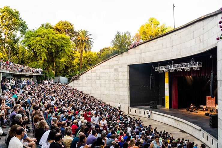 Homenaje a Cerati en el Anfiteatro de Parque Centenario