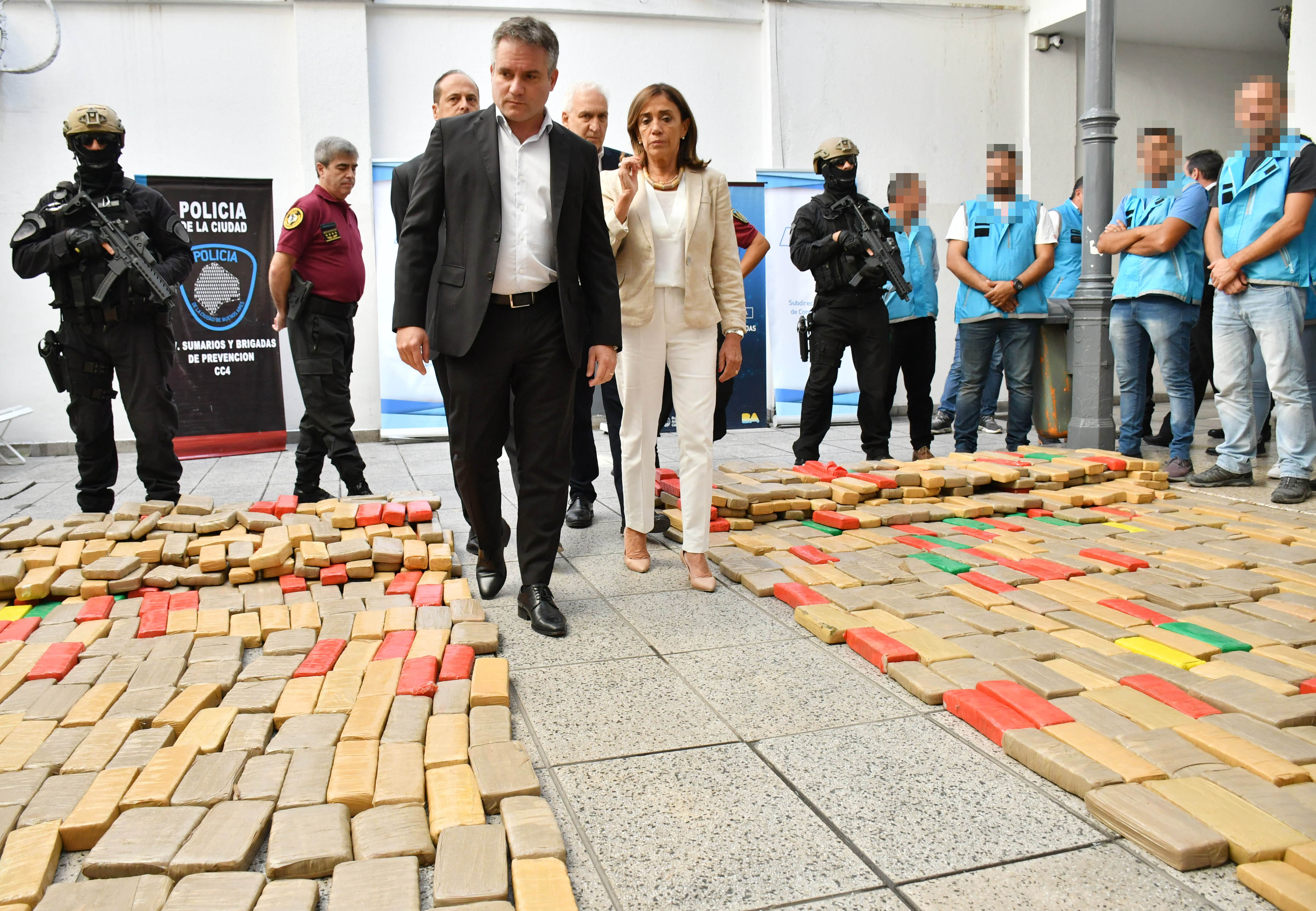 D'Alessandro encabezó un acto junto a Villalba, Fuks y Traverso por la incautación de más de mil kilos de marihuana en Entre Ríos