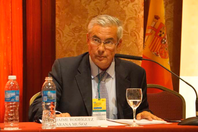 Conferencia sobre “Las medidas cautelares en el Contencioso Administrativo”, por el Dr. Jaime Rodríguez Arana Muñoz