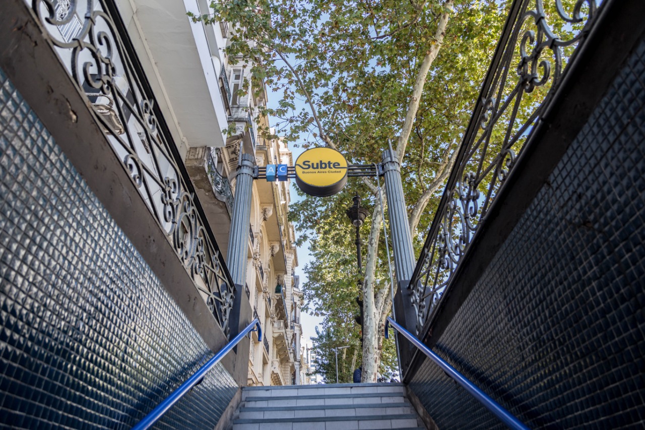 Reabren 11 estaciones para trámites bancarios esenciales