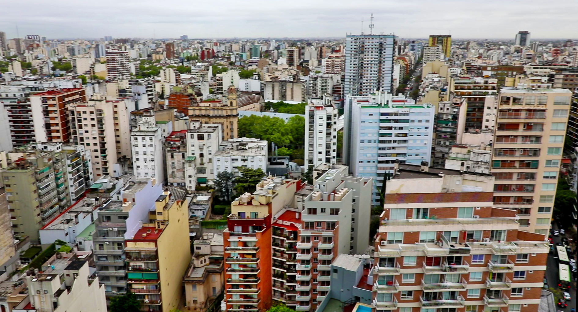 La Ciudad redobla los esfuerzos para que se cumpla la cuarentena al interior de los consorcios