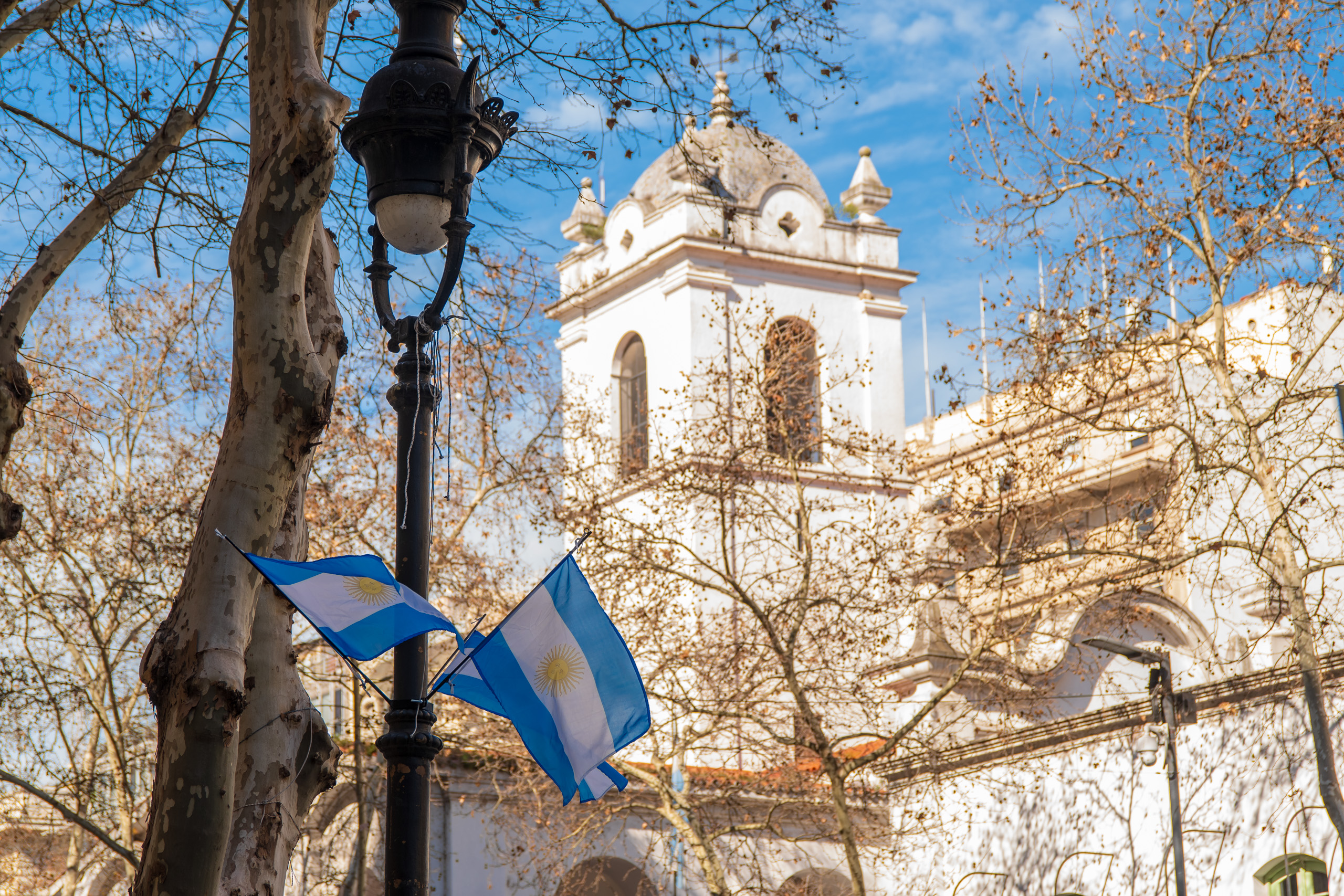 El Festival de Mayo celebra la tradición y la patria con los vecinos desde sus casas