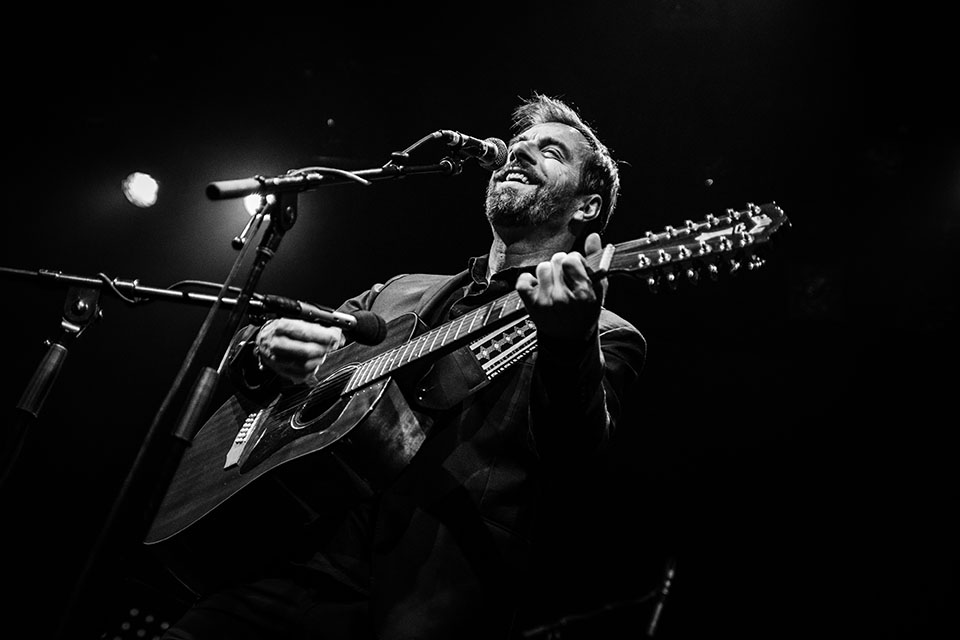 Kevin Johansen protagoniza "Charlas en portuñol"