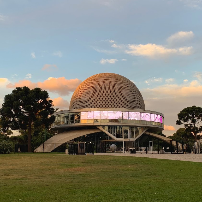 Desde casa festejemos en familia el cumpleaños del Planetario