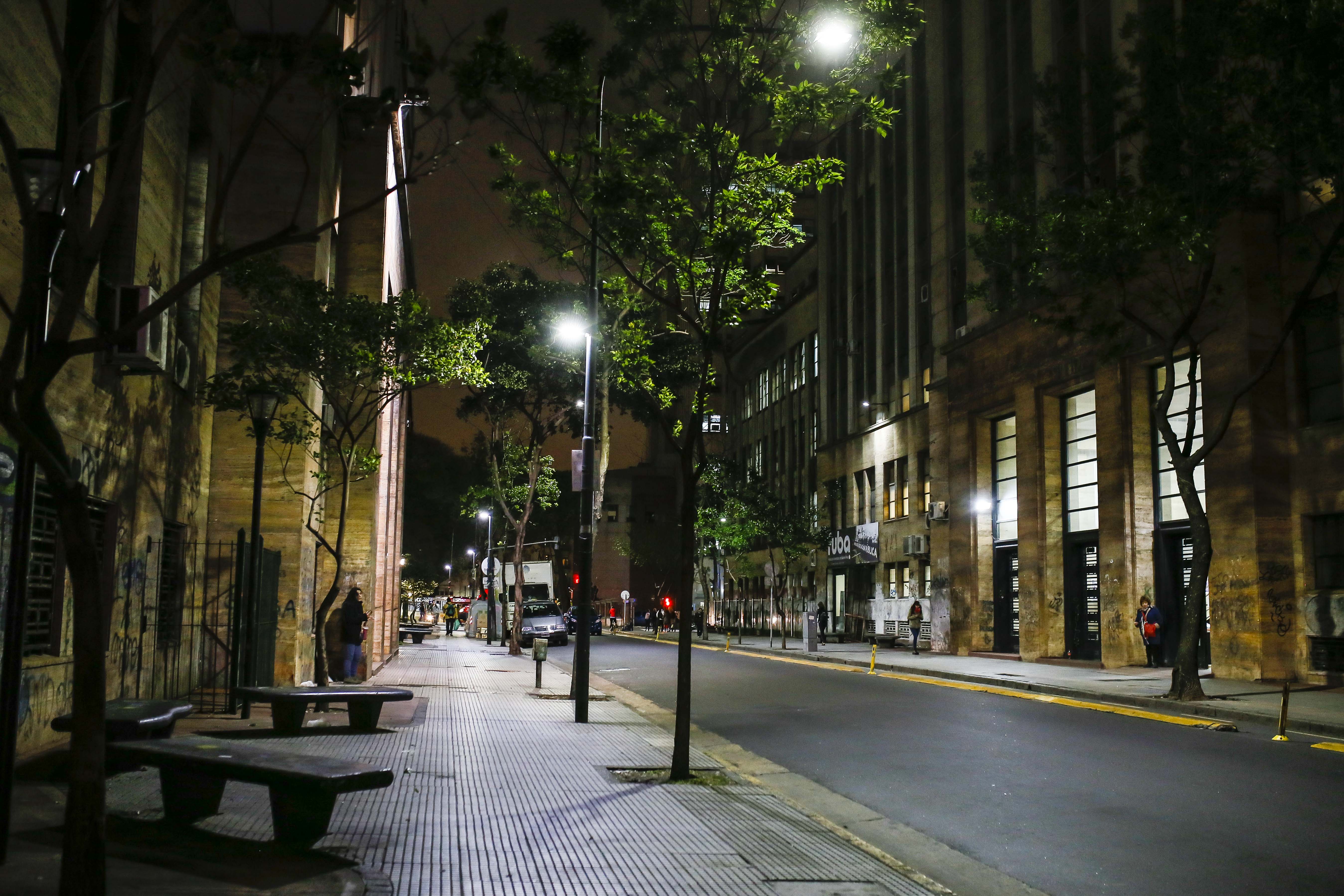 Video y fotos: Buenos Aires cumple un año como la primera capital latinoamericana 100% LED 