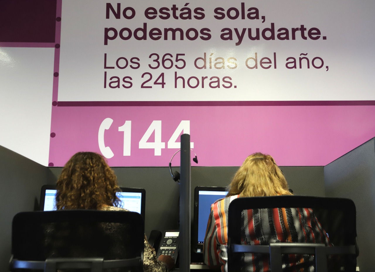 Podcast BA: cómo es el recorrido de las mujeres víctimas de violencia cuando llaman a la Línea 144