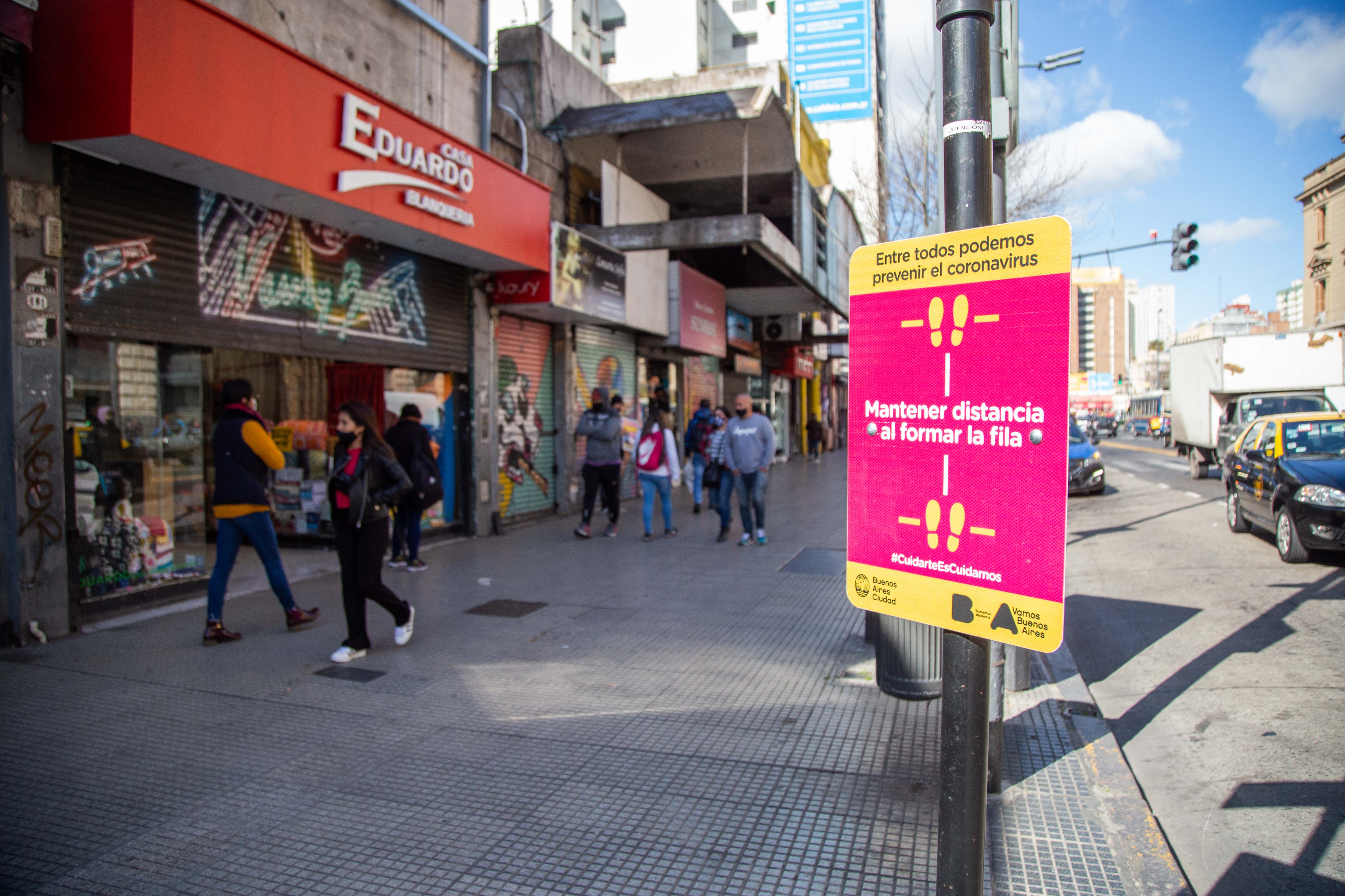 Abren comercios de Once, avenida Avellaneda, centros de trasbordo y hoteles en la Ciudad