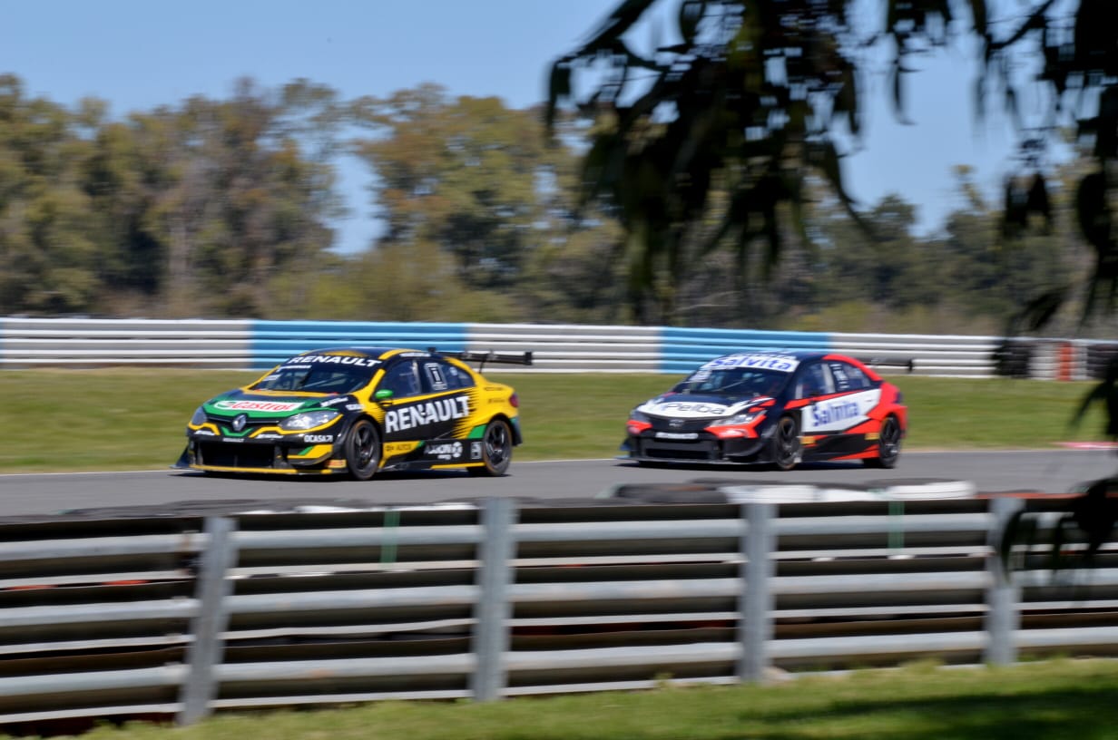 Volvieron las carreras al Autódromo de la Ciudad 