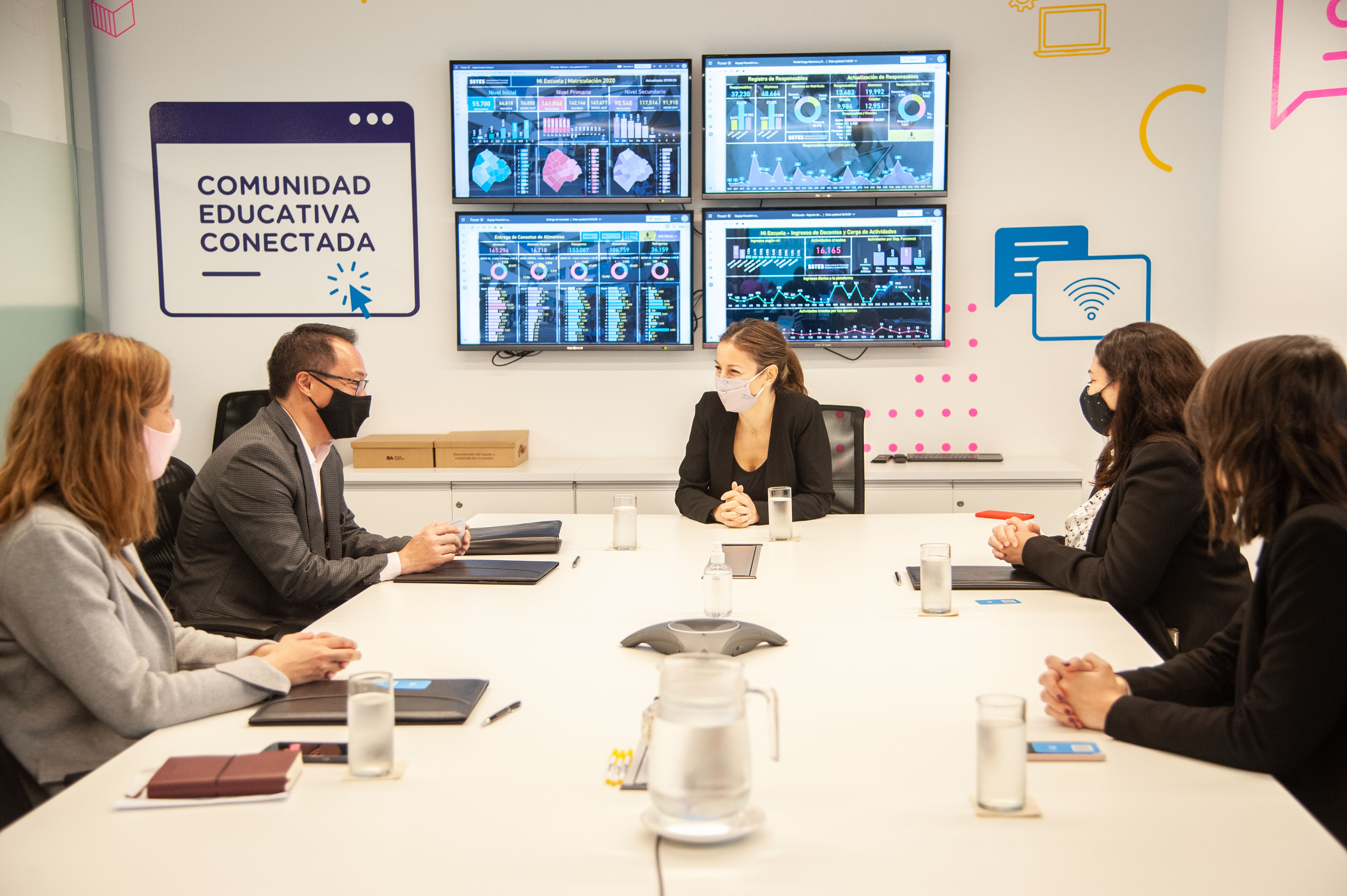 Firma de convenio con Cisco