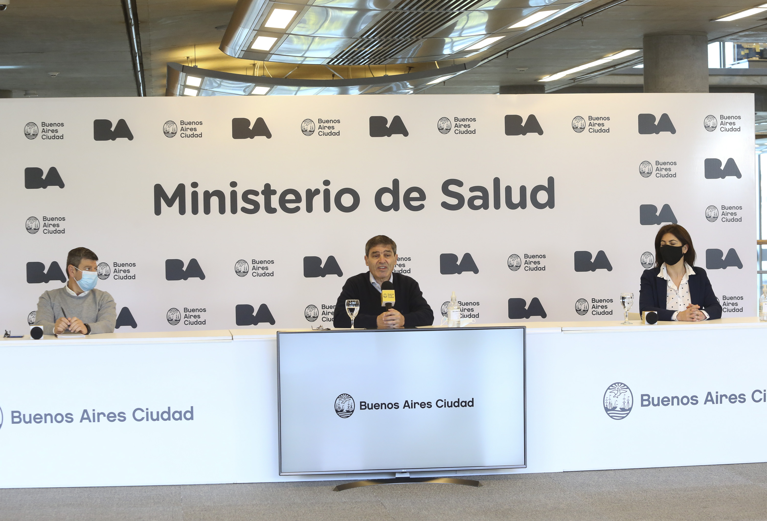 Coronavirus: el Ministerio de Salud porteño brindó detalles sobre la situación sanitaria