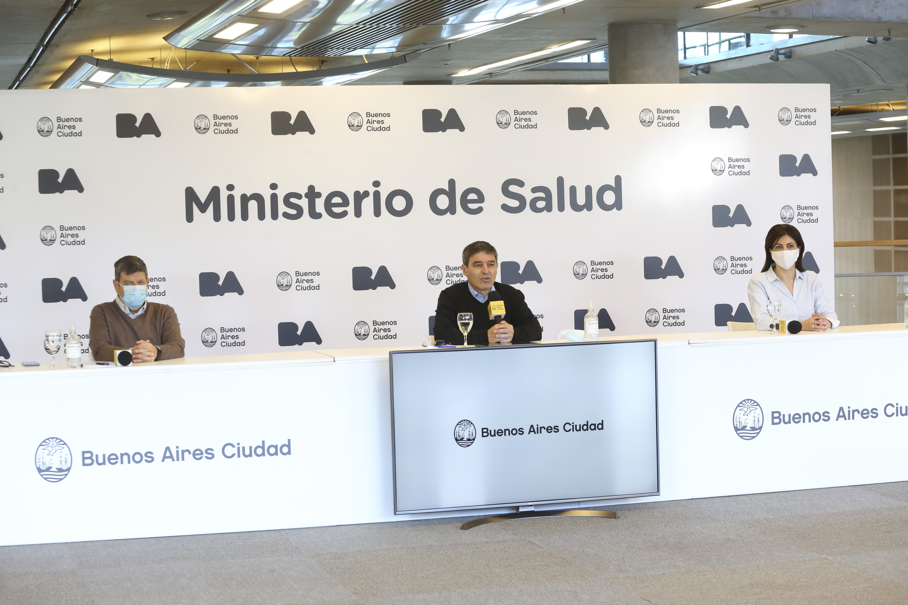 Coronavirus: el Ministerio de Salud porteño brindó detalles sobre la situación sanitaria