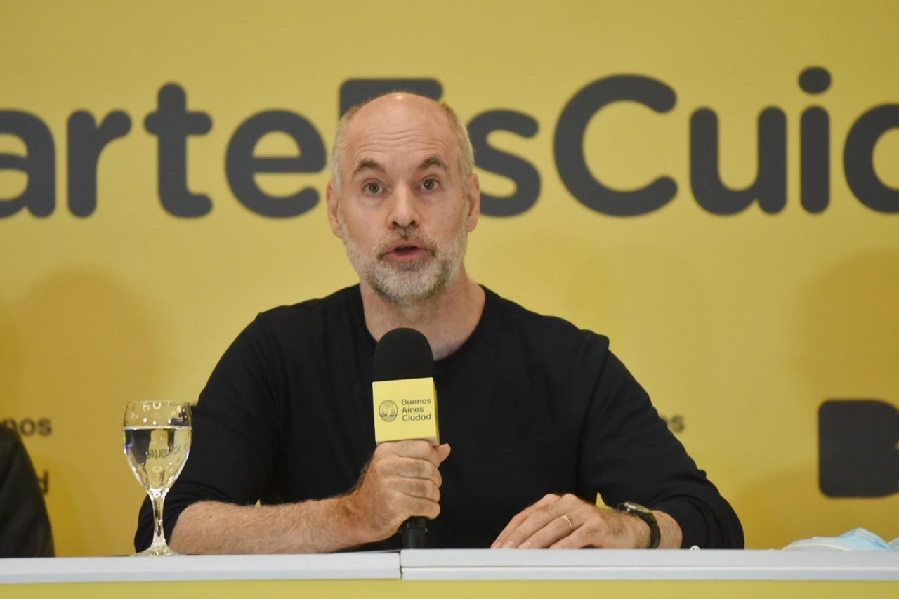 Rodríguez Larreta: “Volverán gradualmente los alumnos de primaria y secundaria antes de fin de año”