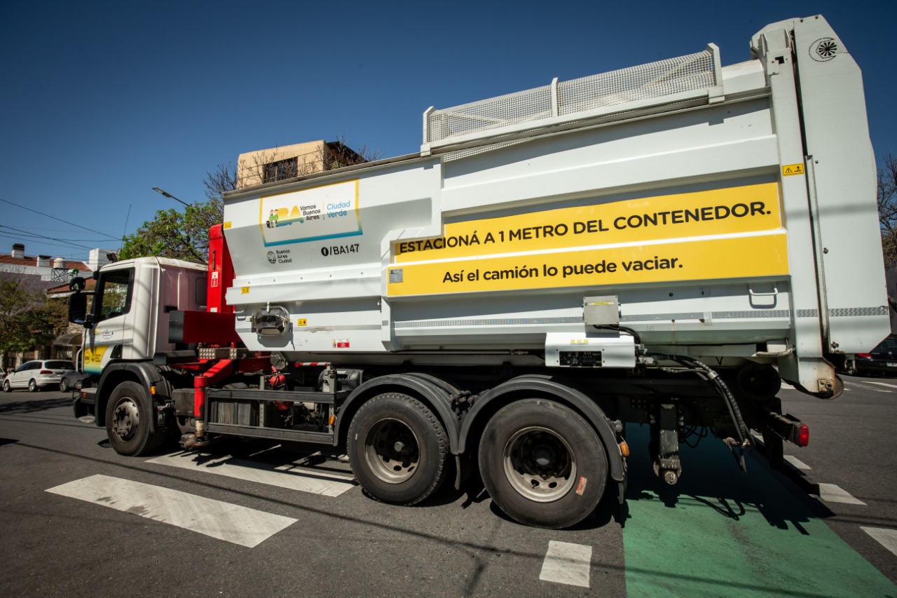 Mensajes en camiones recolectores, colectivos y subtes para generar hábitos saludables