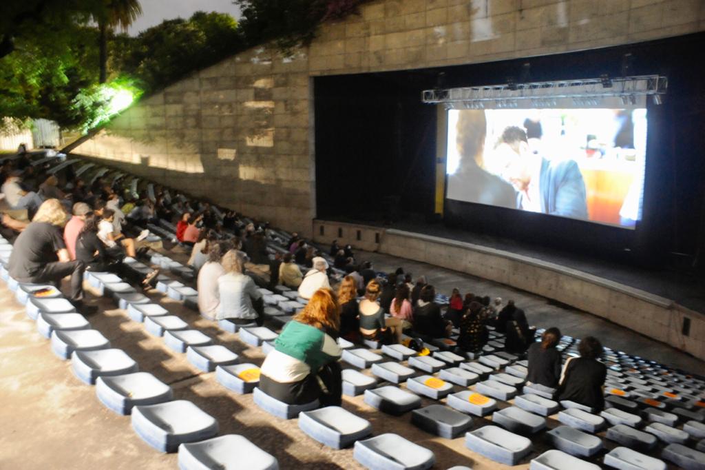 ¡Volvió el Cine al aire libre!