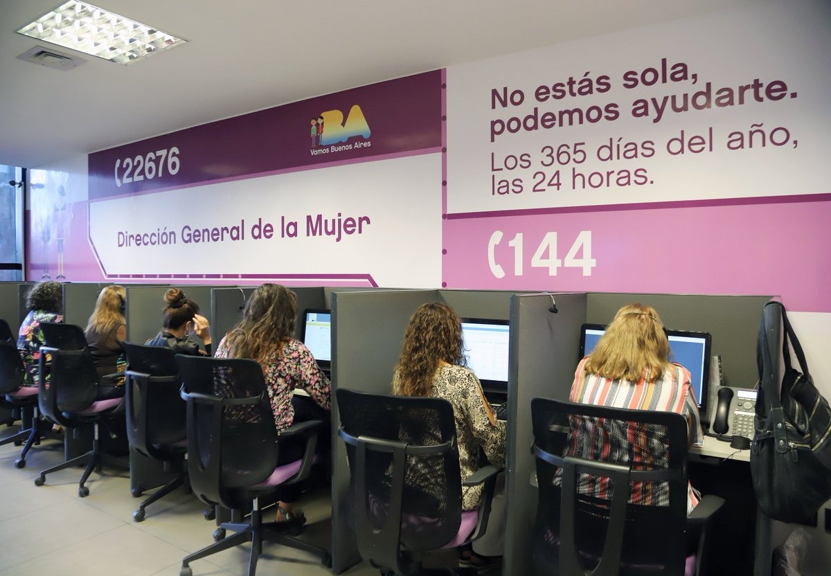 El trabajo de la Línea 144 durante la pandemia, en primera persona