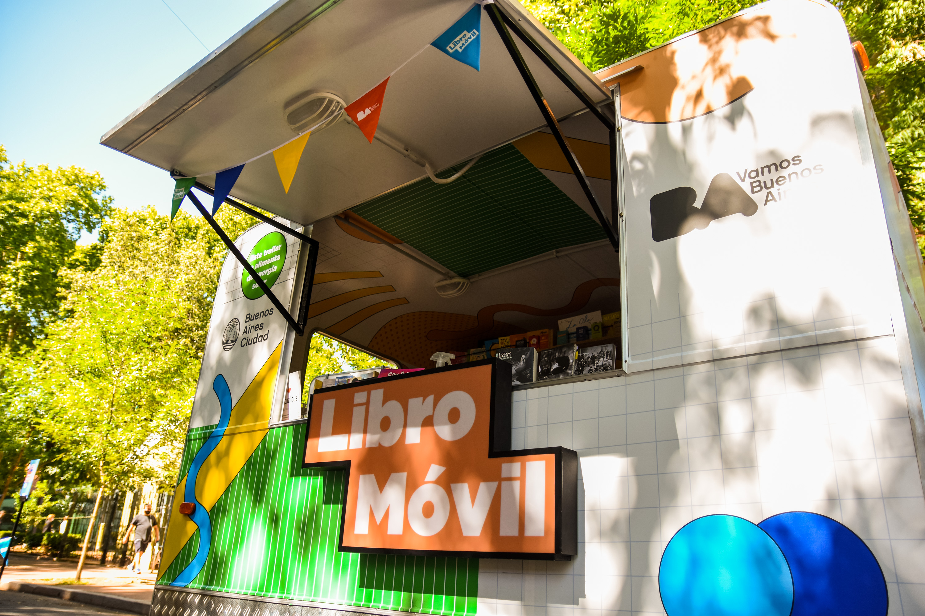 Fotogalería: así arrancó “Libro Móvil” dentro de Ferias de la Ciudad