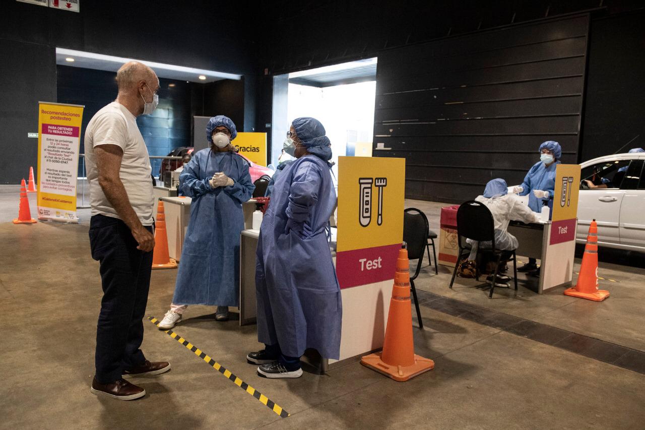 Rodríguez Larreta visitó el Centro de Testeo en La Rural 