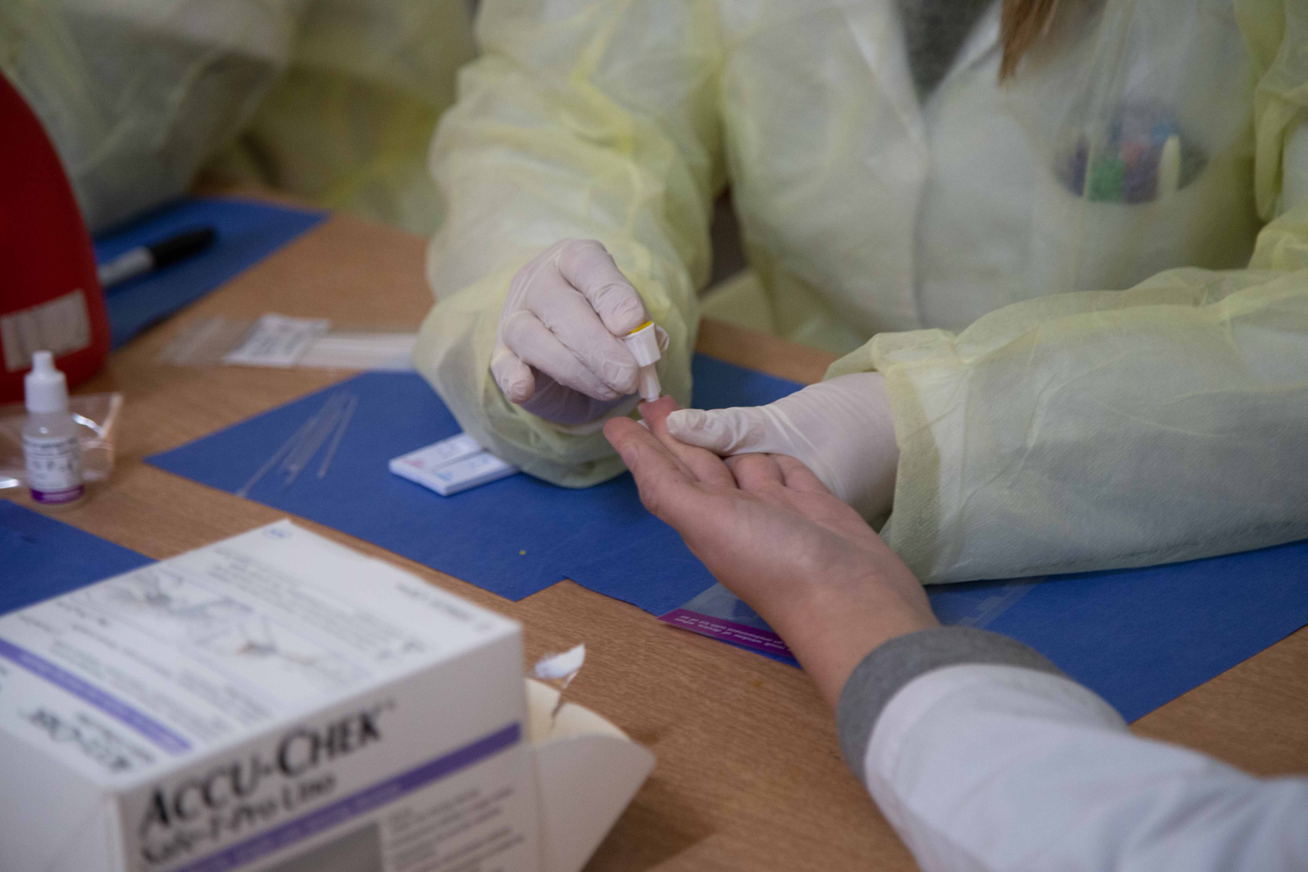 Testeos gratuitos para el personal docente y no docente