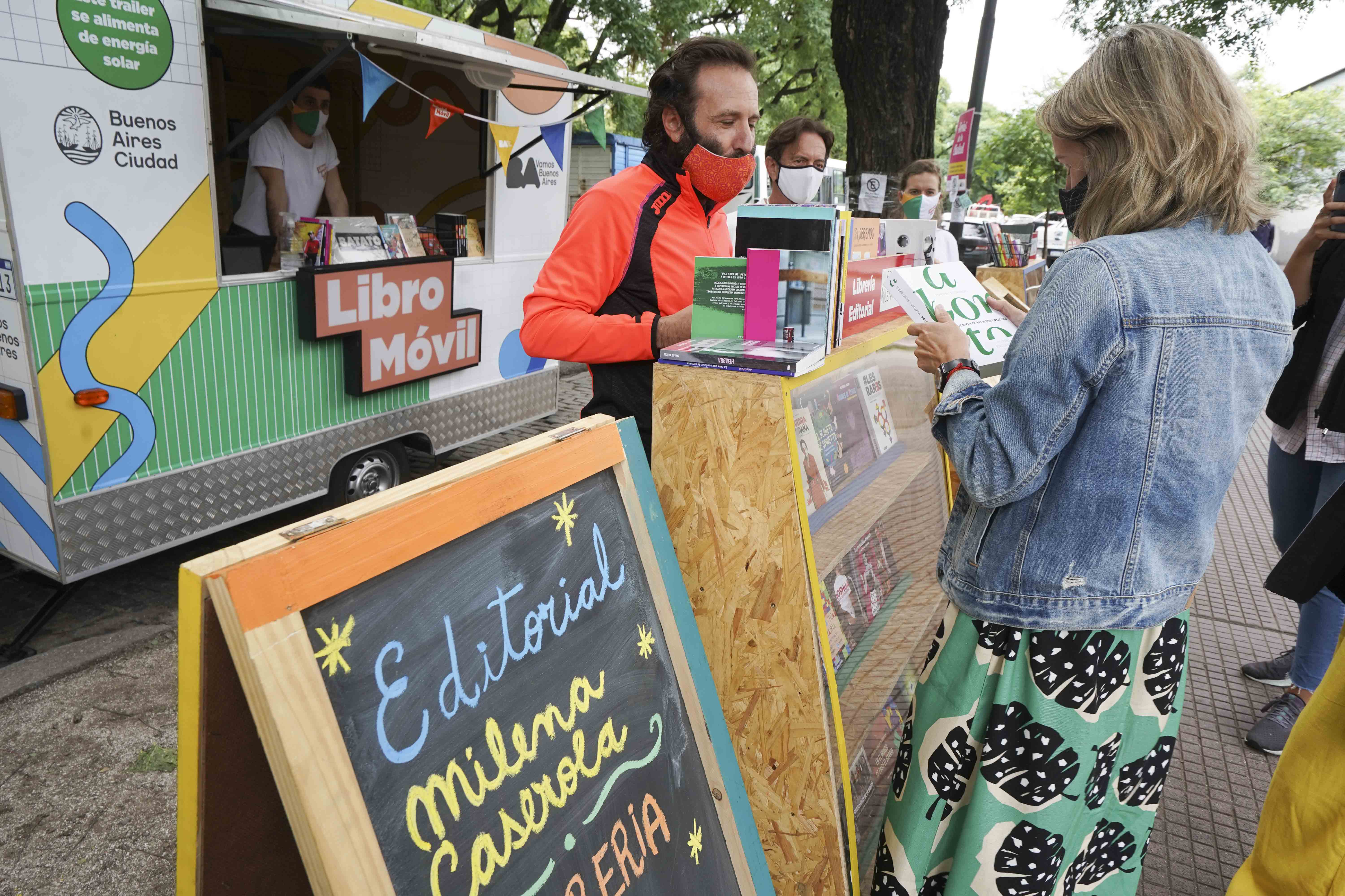 Dónde encontrar esta semana "Libro Móvil" en las Ferias de la Ciudad