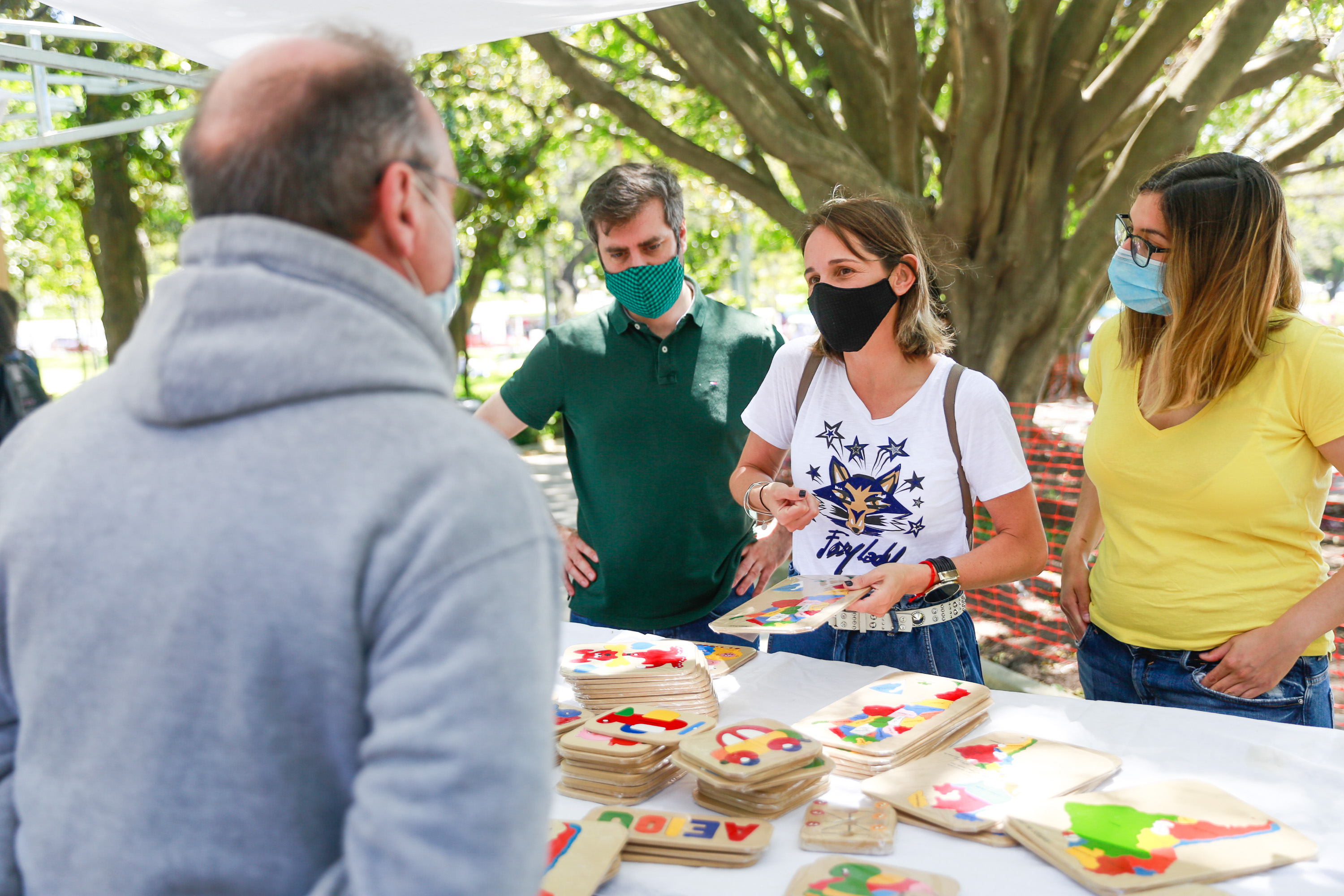 Un paseo por las ferias de artesanos y manualistas