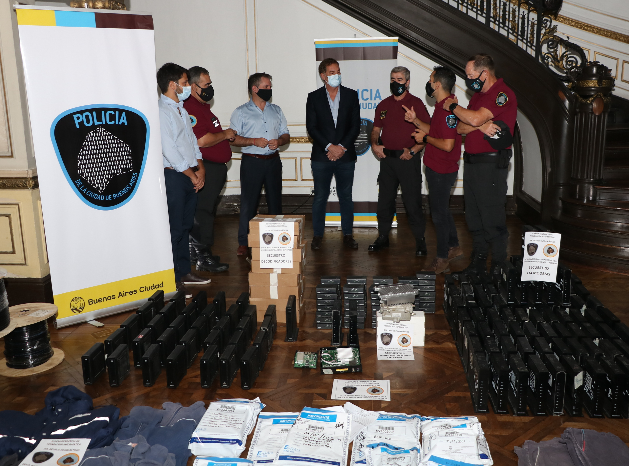 Cayó banda que clonaba módems y que provocó estafa millonaria a empresas de TV por cable