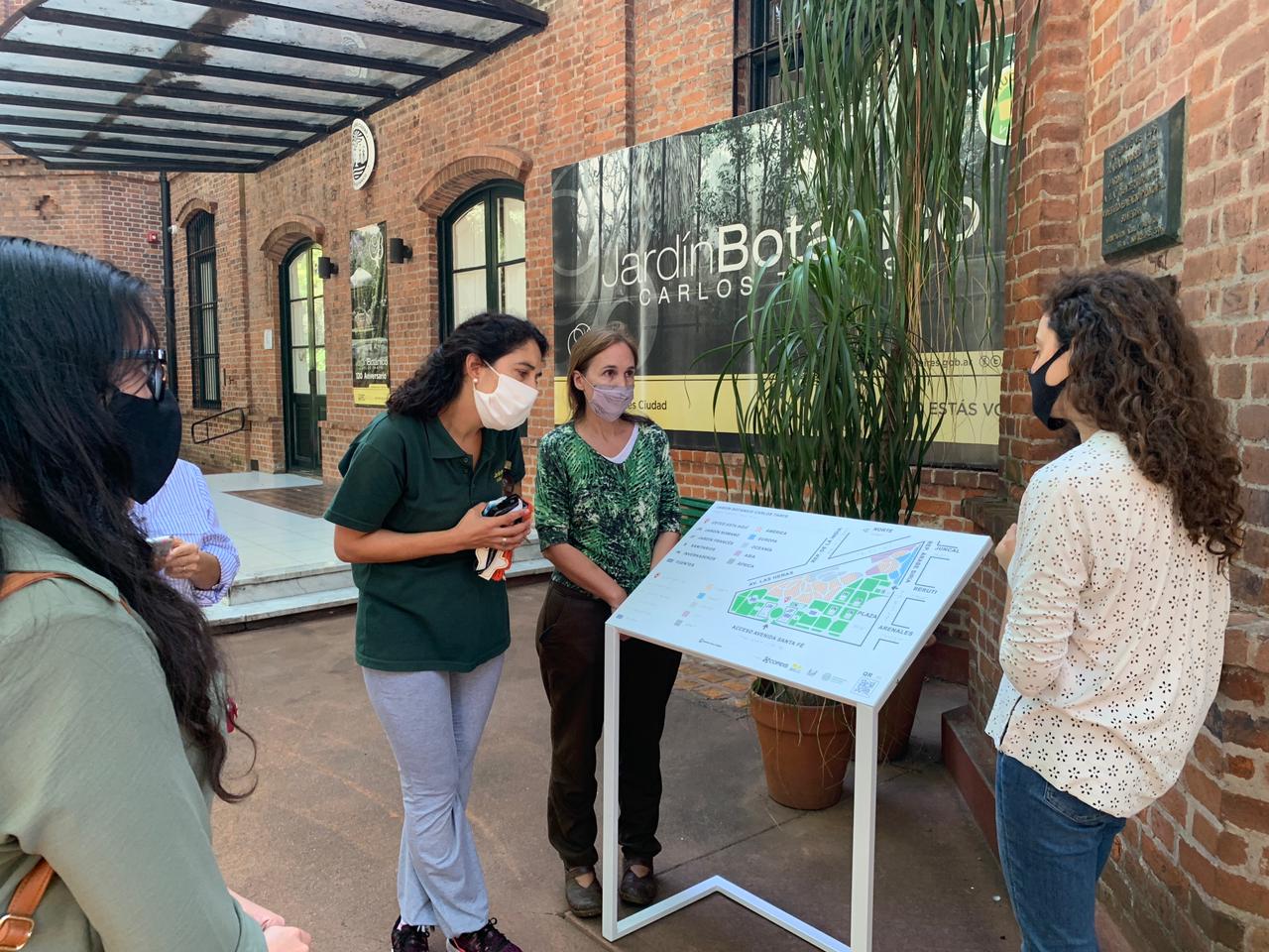 Sistemas de Comunicación e Información Inclusiva en el Jardin Botánico