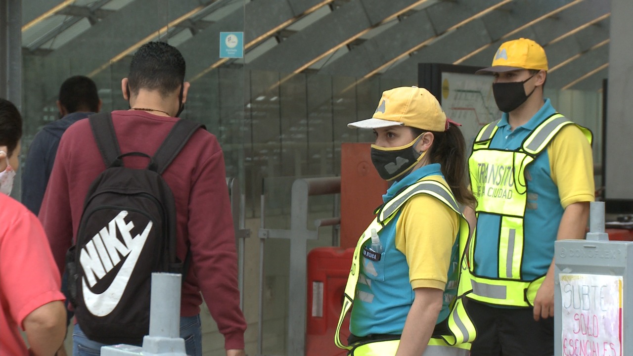 Durante el primer fin de semana de restricciones la circulación entre las 0 y las 6 bajó más del 40% 