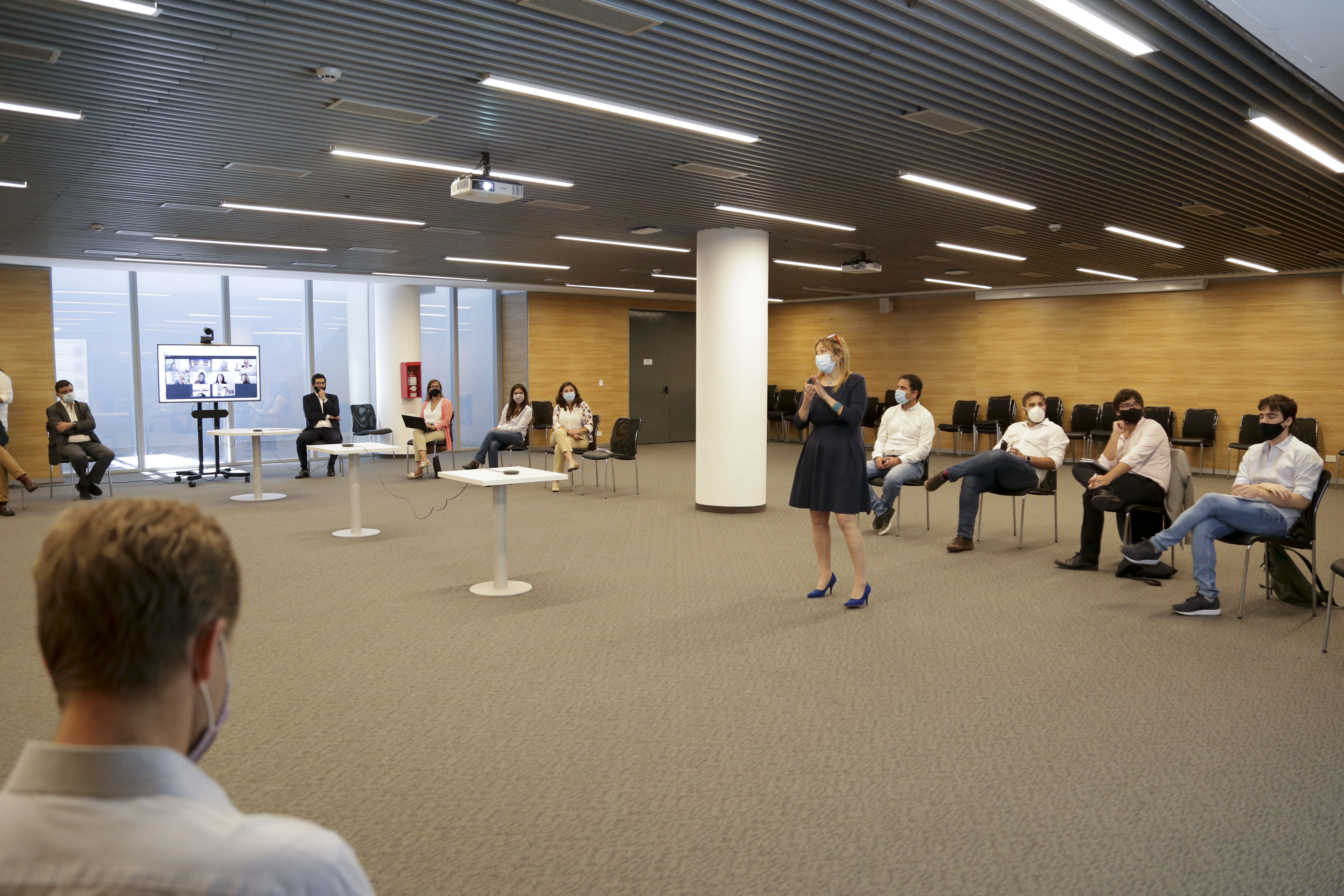 Nuevo encuentro con especialistas en educación