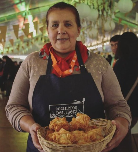 Regiones 11.10 se tiñe de celeste y blanco