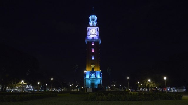 El Gobierno porteño ilumina diferentes monumentos