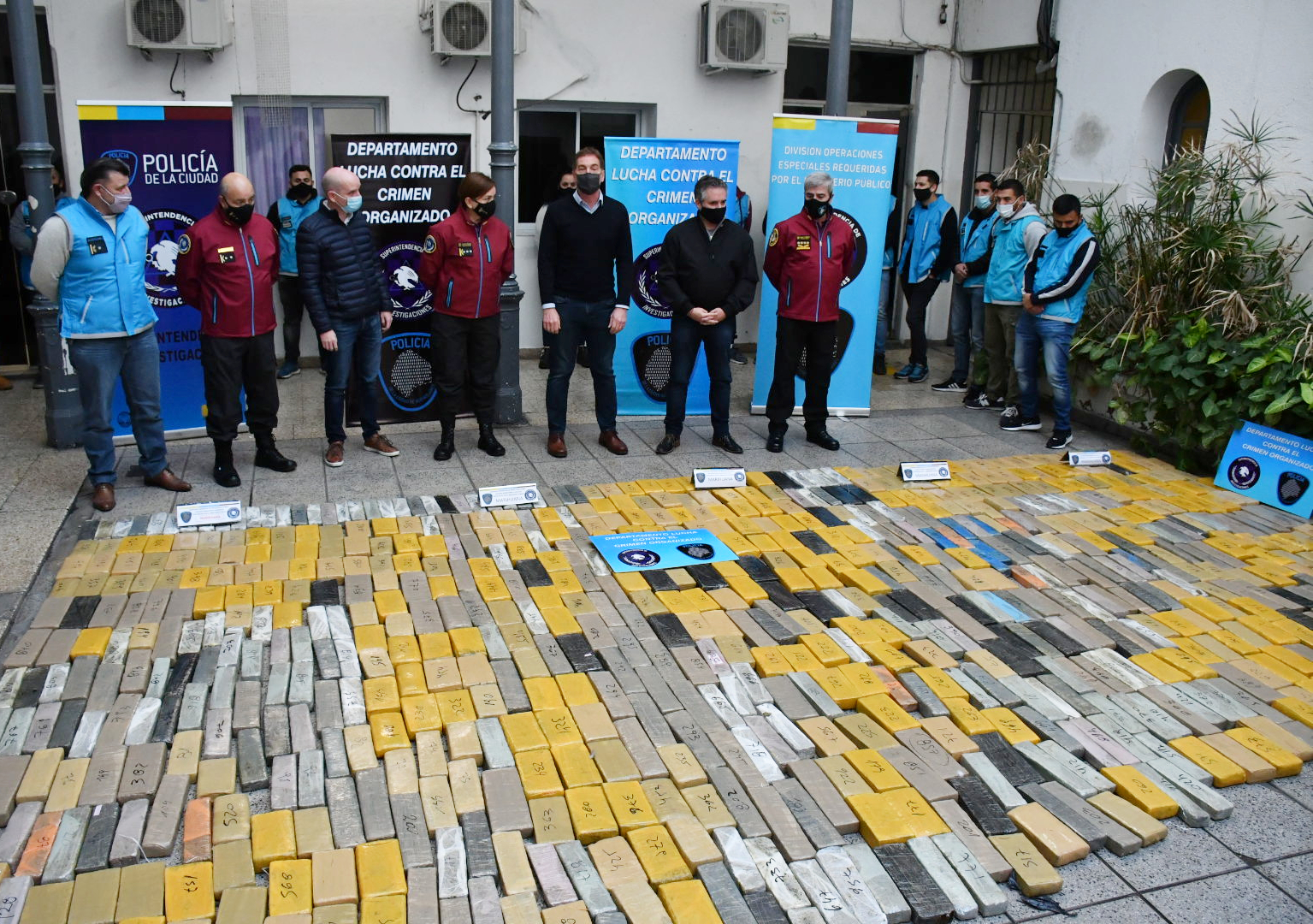 La Policía de la Ciudad secuestró 716 kilos de marihuana destinada para la venta en Zavaleta y Ciudad Oculta 