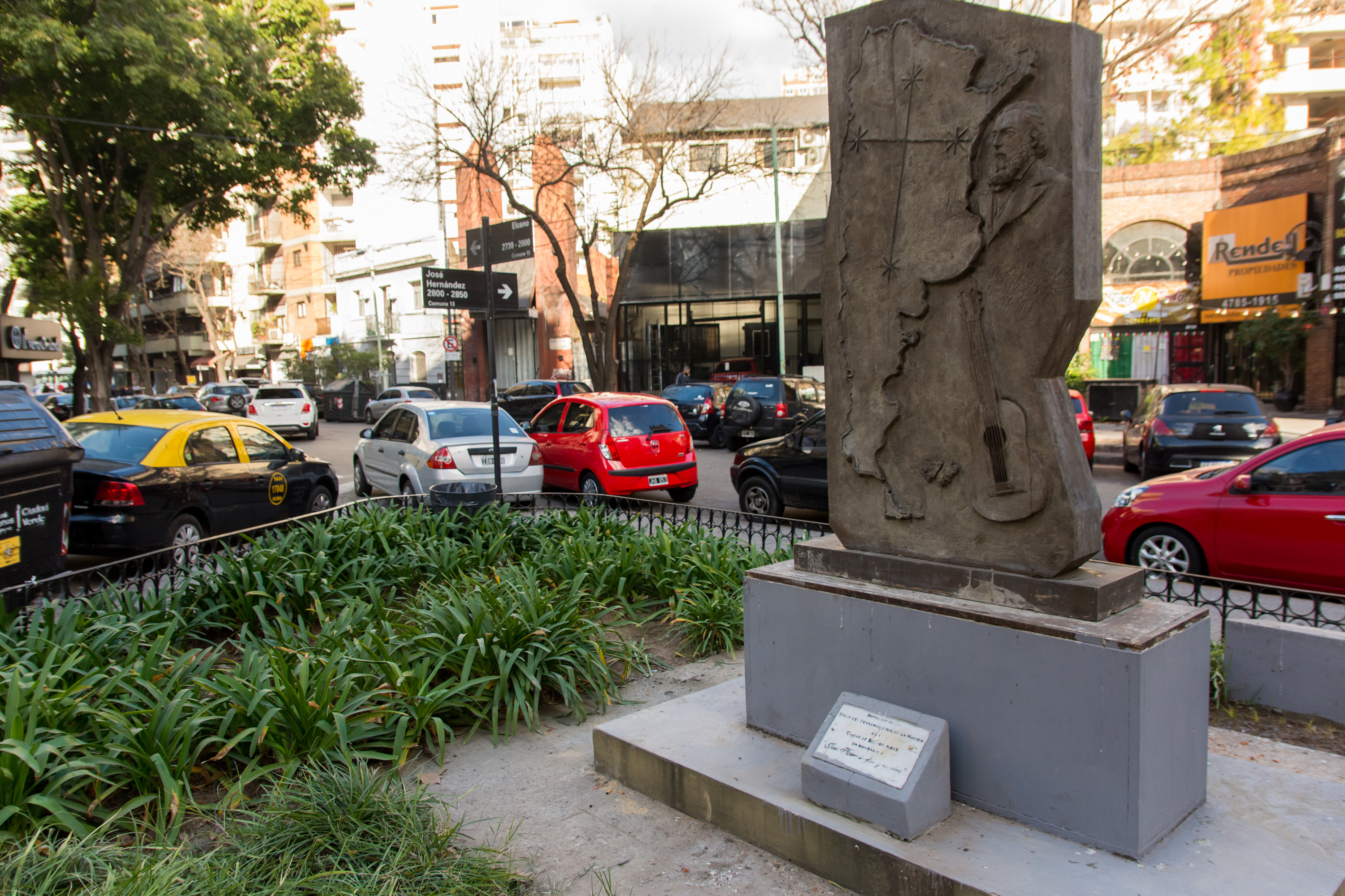 La Ciudad restauró el Monumento a José Hernández, autor del Martín Fierro